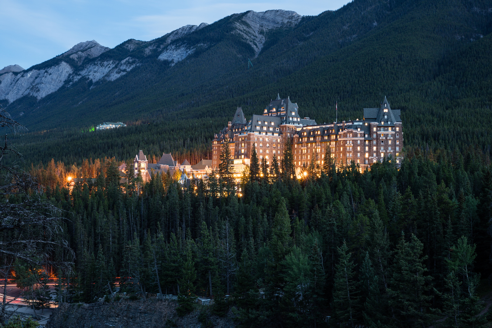 Banff Hotel