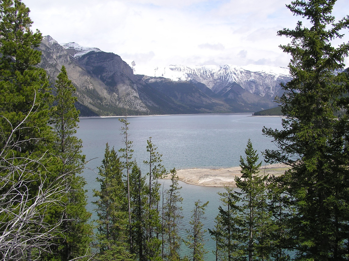 Banff Nationalpark Lake Minnewanka 05