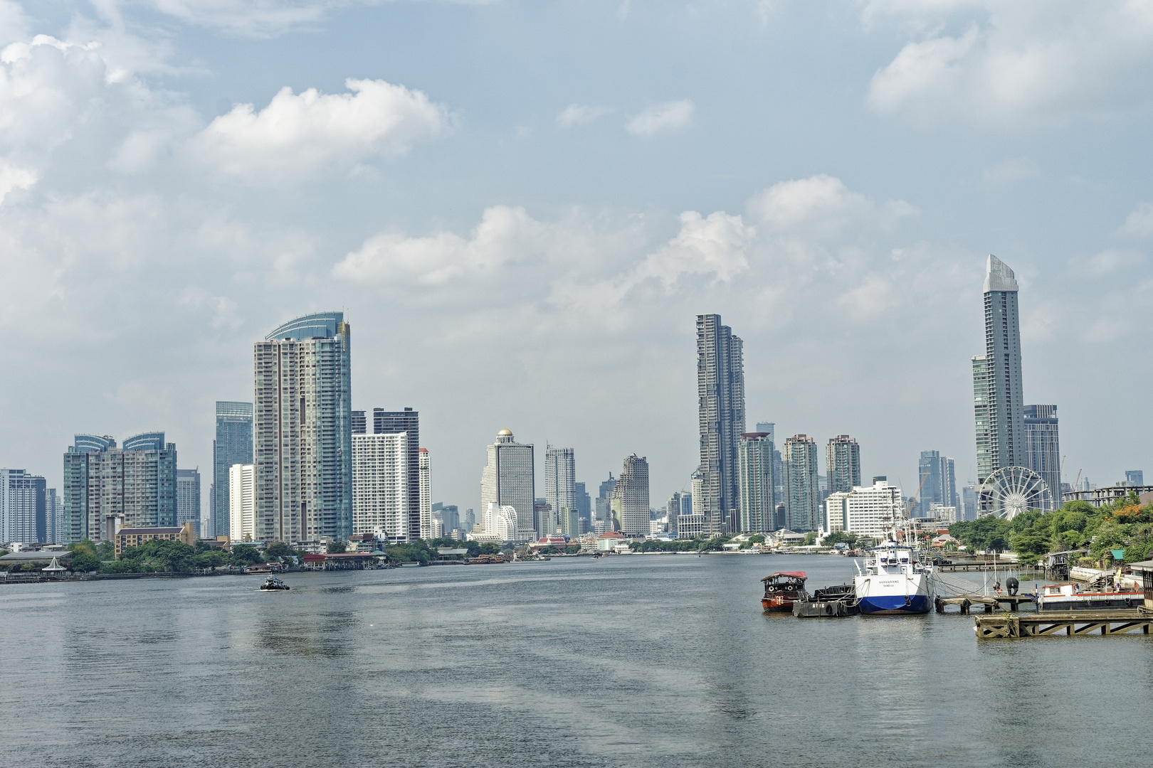 Bang Kho Laem - Blick auf die Skyline