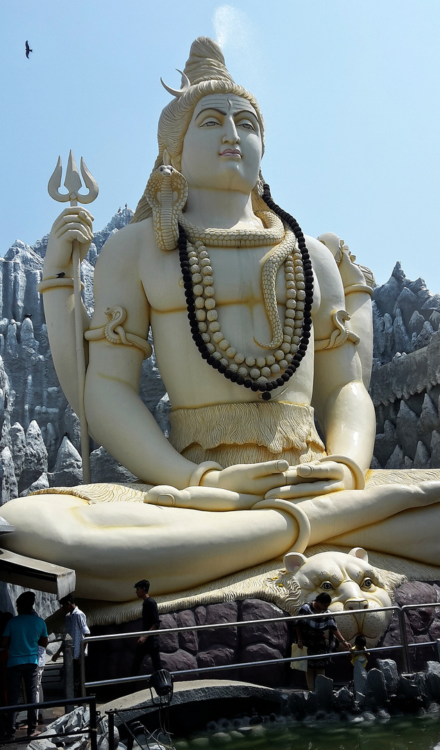 Bangalore Shivoham Shiva Tempel