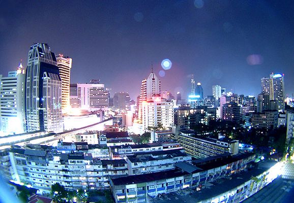 .: Bangkok at night :.
