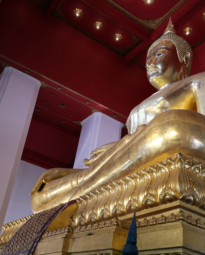 Bangkok - mächtiger Buddha