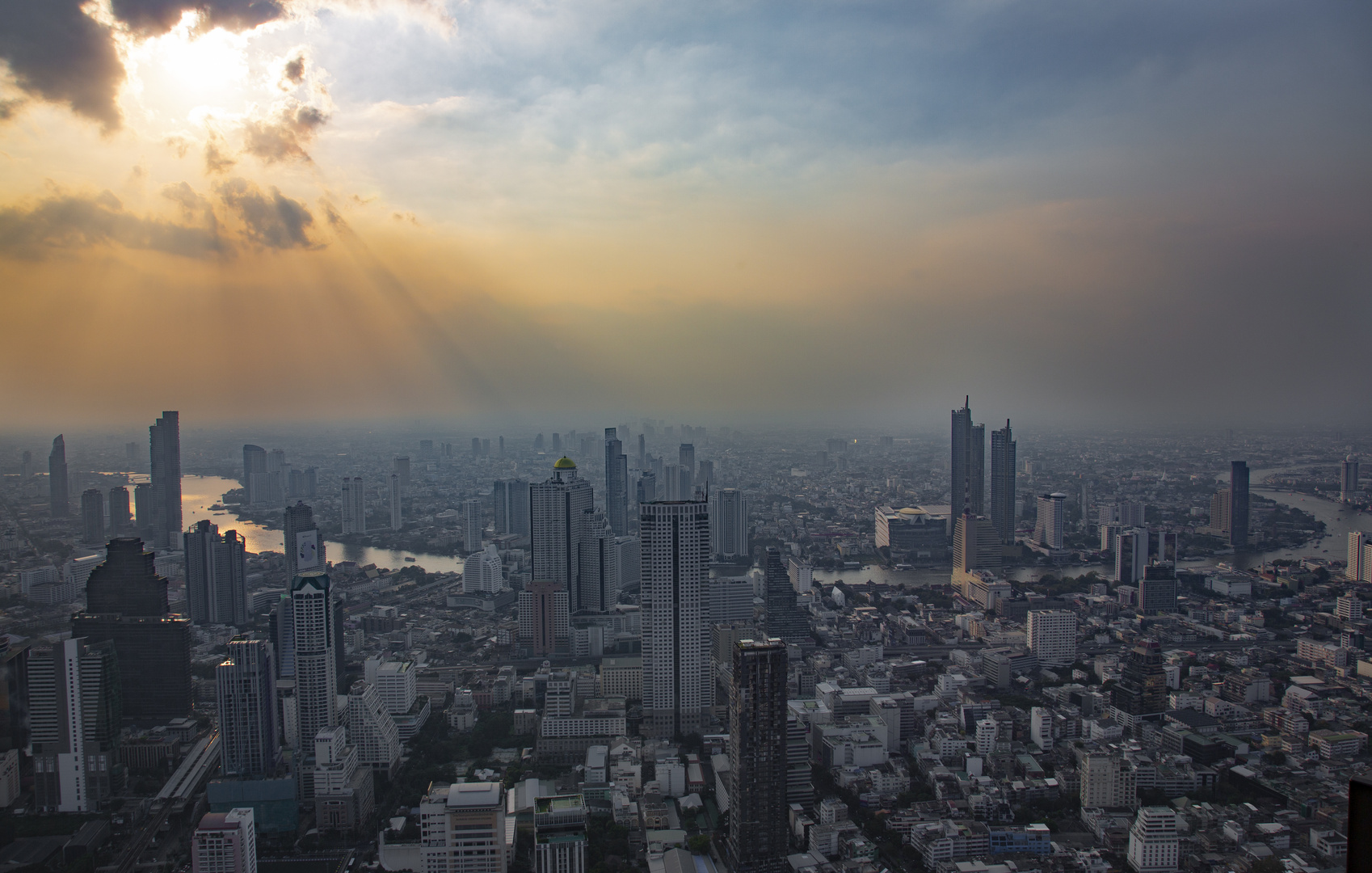 Bangkok vom King Power Mahanakhon Tower aus