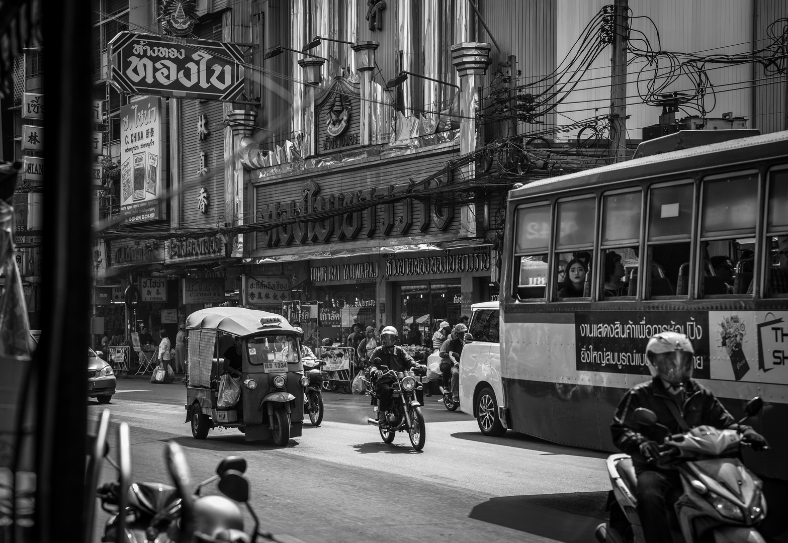 Bangkok/Chinatown- Gesichter in der Menge