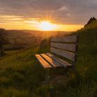 Bank im Sonnenuntergang