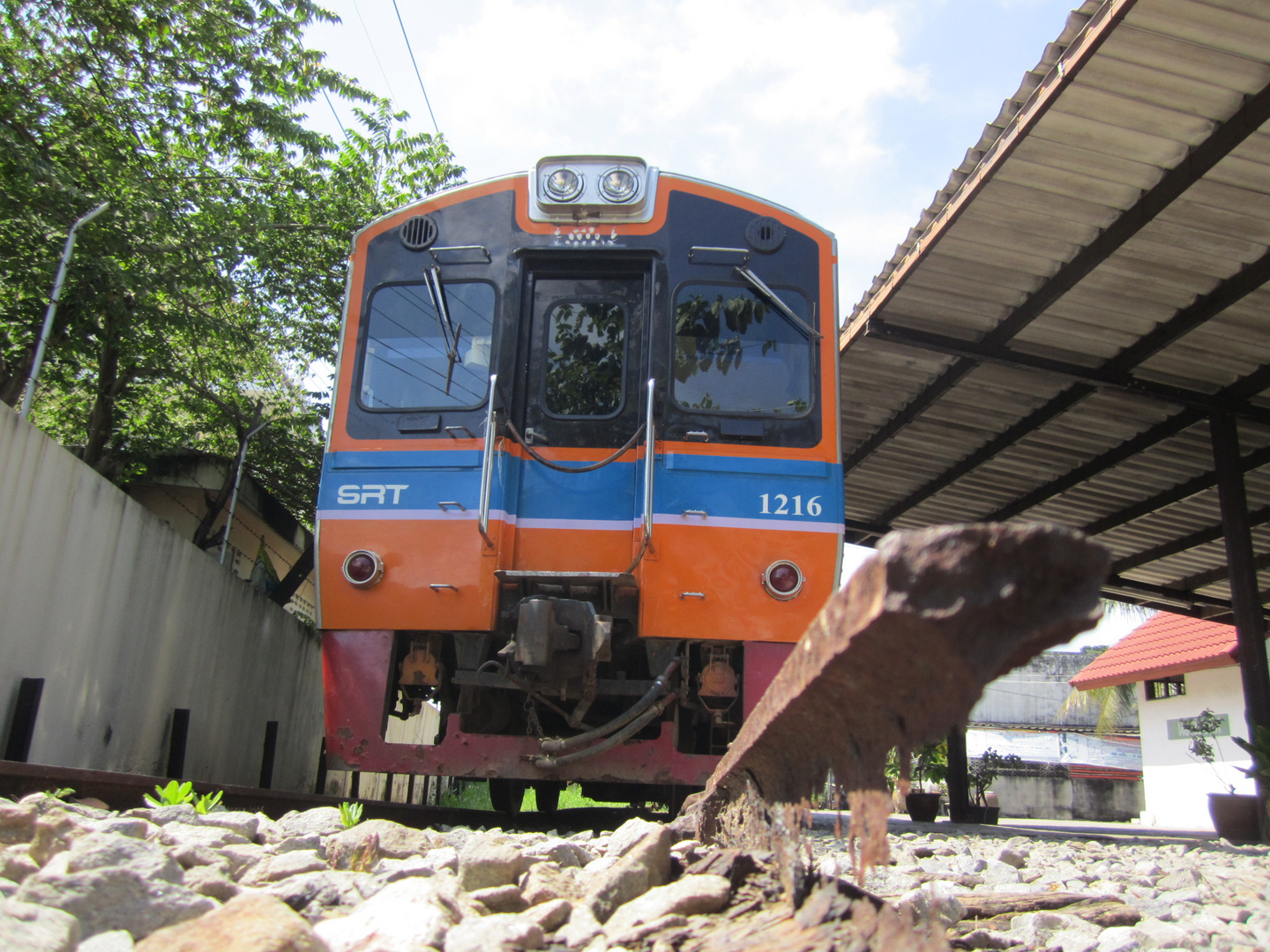 Banlaem Railway Station