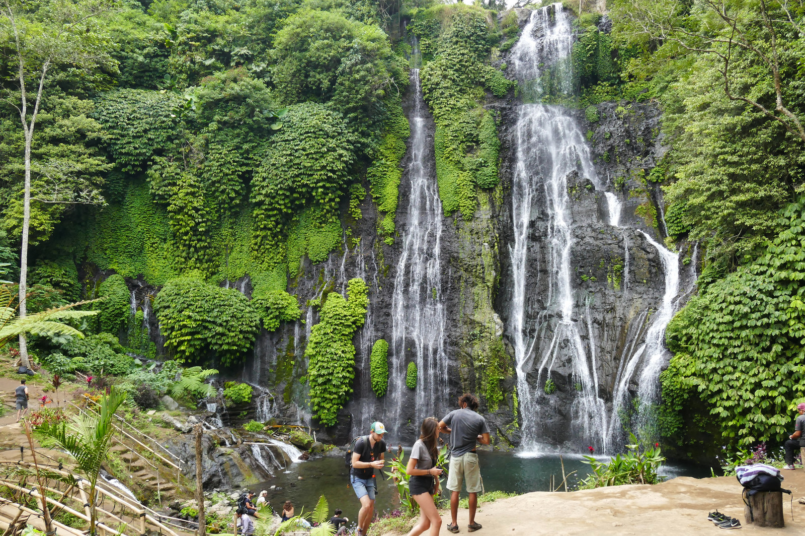 ...Banyumala - Twin Waterfall...