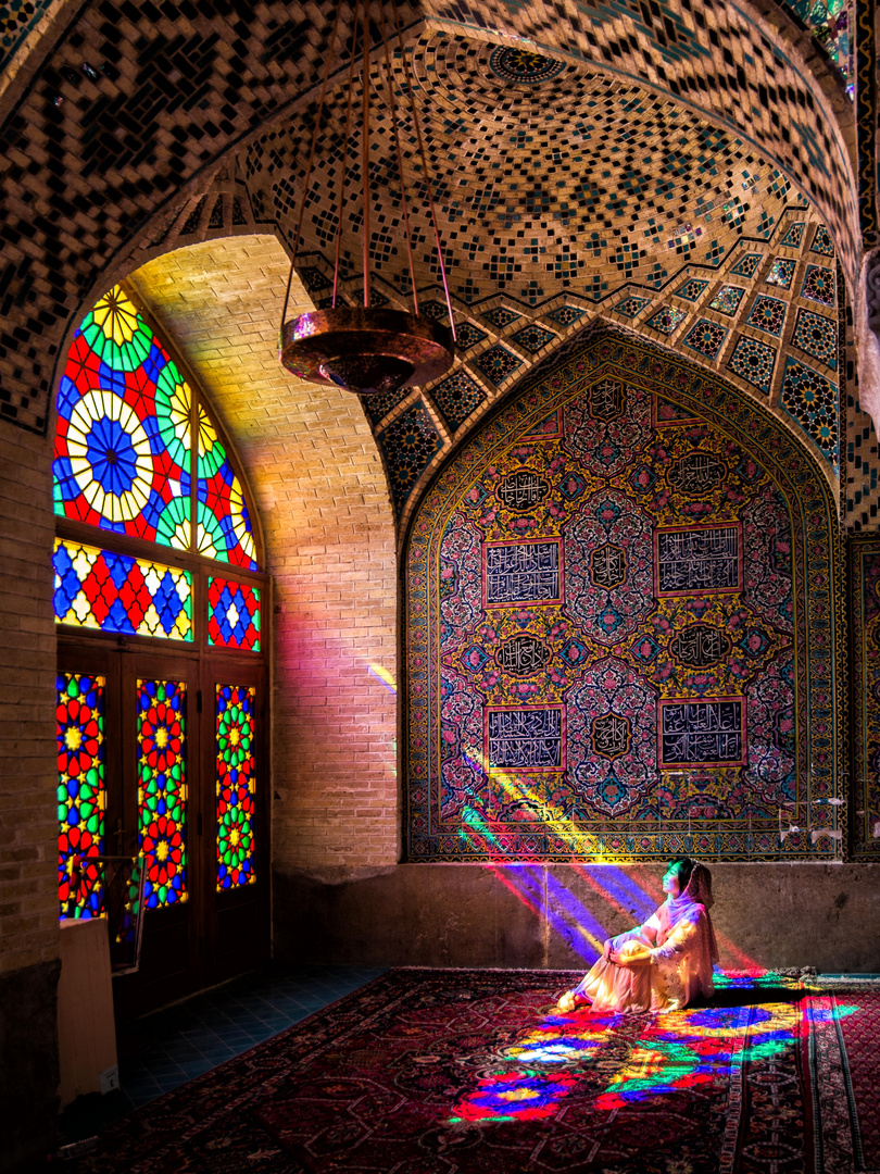 Baño de color en la mezquita