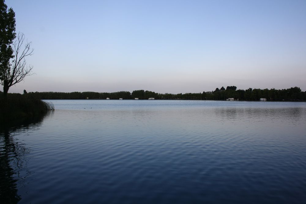 Bañolas lake de mikimonti 