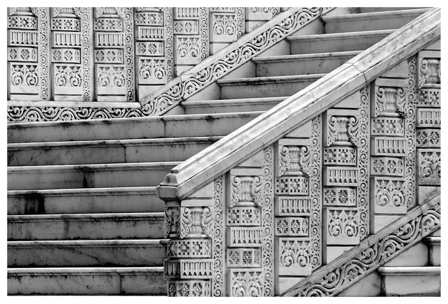 BAPS Shri Swaminarayan Mandir von Andrea Brendel 