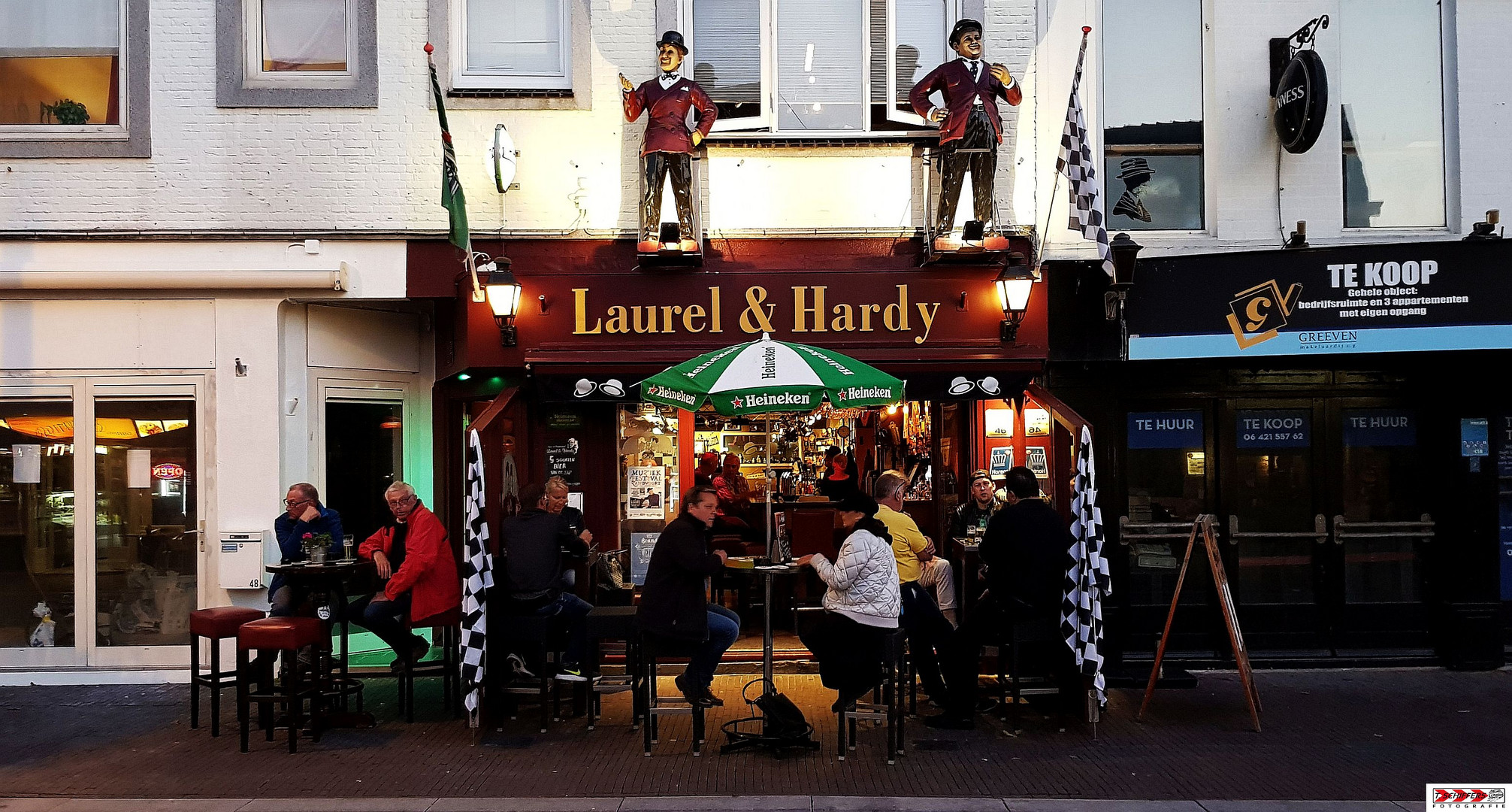 Bar -  Laurel & Hardy  - Café