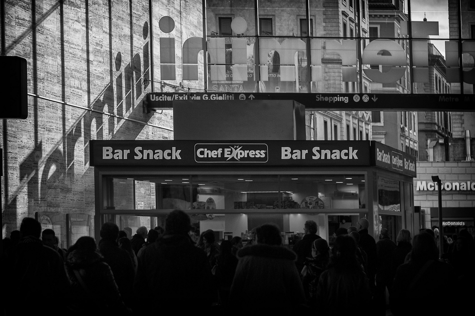 Bar snack on Termini Station