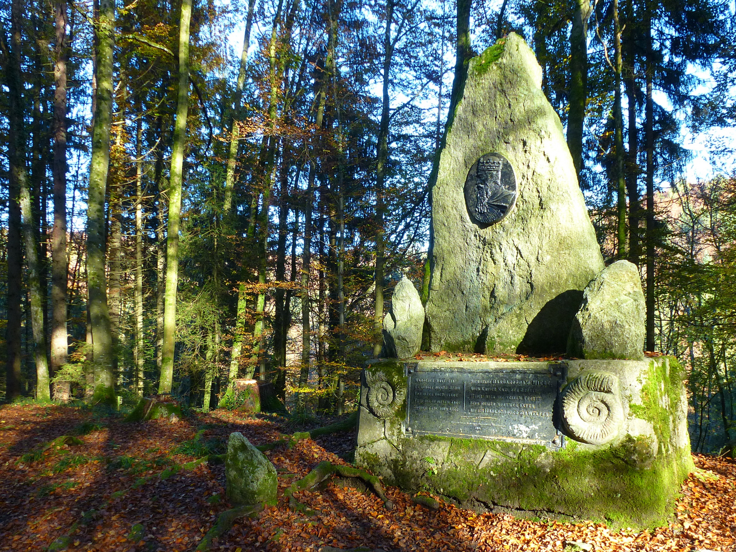 Barbarossastein - wo seine Wiege stand