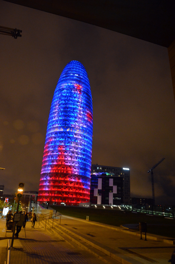 Barcellona by night torre Agbar