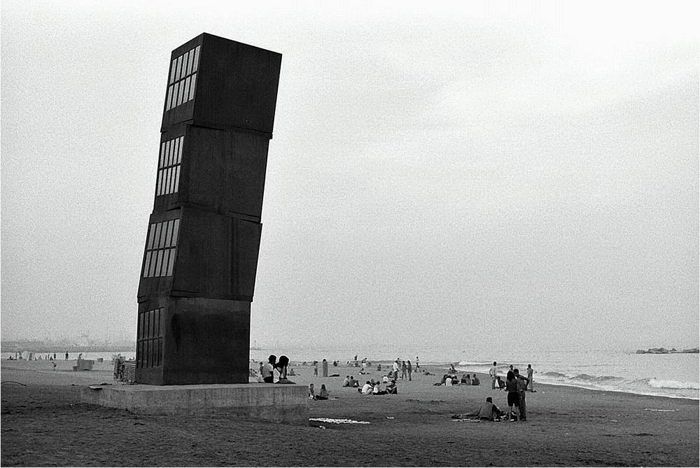 Barcelona Beach Sculptur 2007