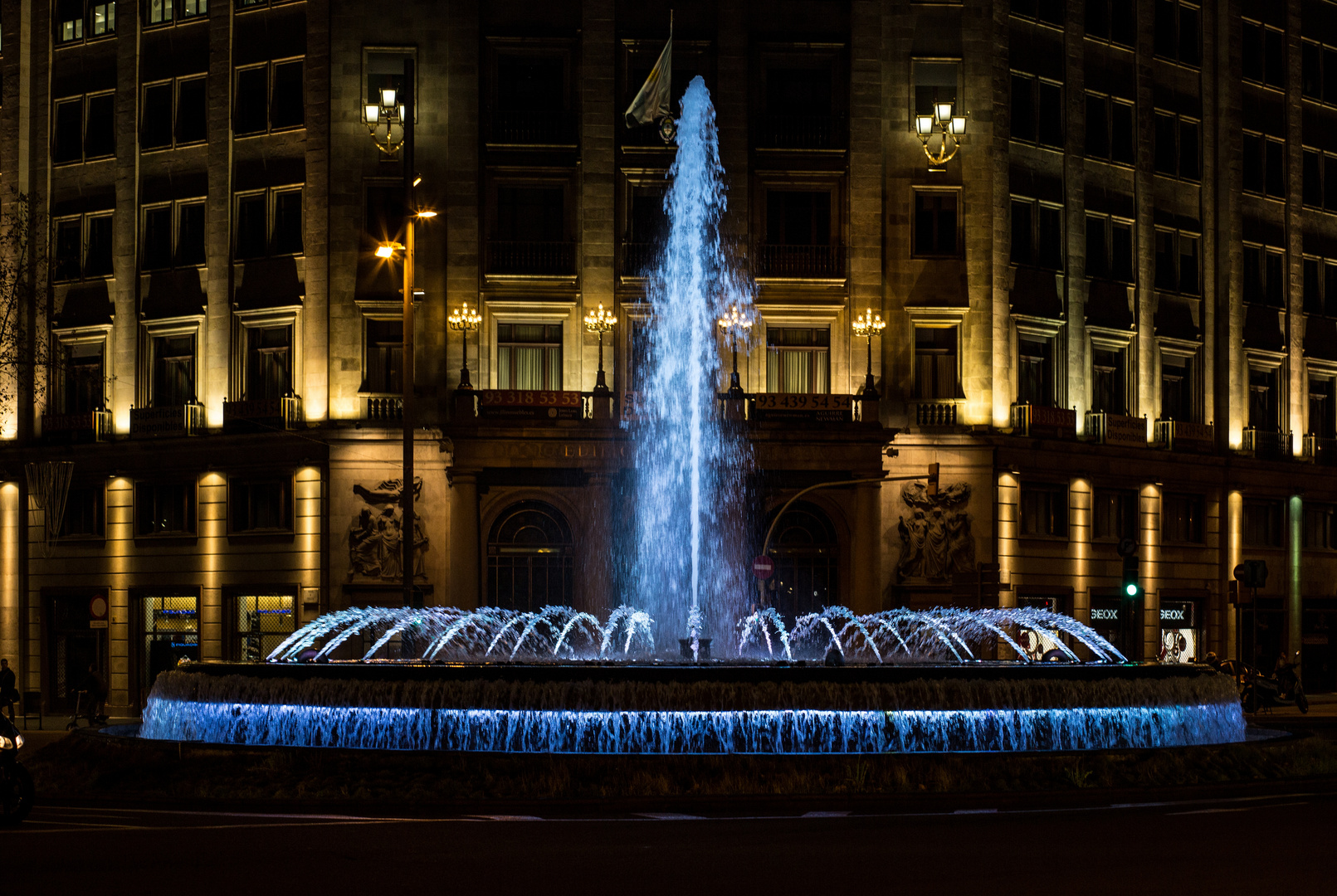 Barcelona bei Nacht (aufgehellt)