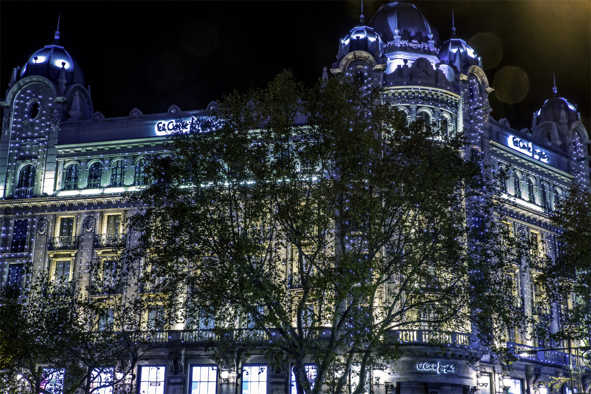 Barcelona - Citylights - Placa de Catalunya - El Corte Ingles