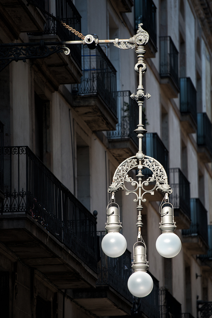 Barcelona in the Details III