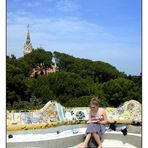 Barcelona: Malerin im Park Guell