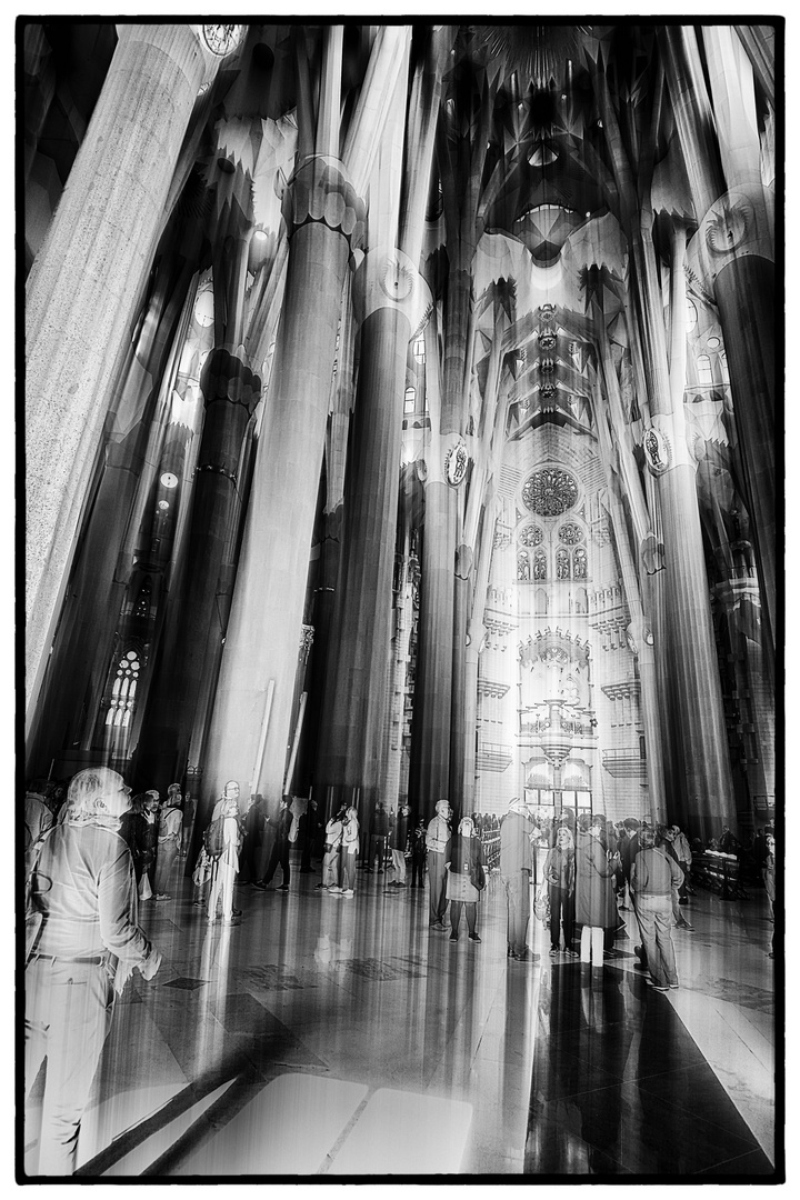 BARCELONA SAGRADA FAMILIA ANTONI GAUDI