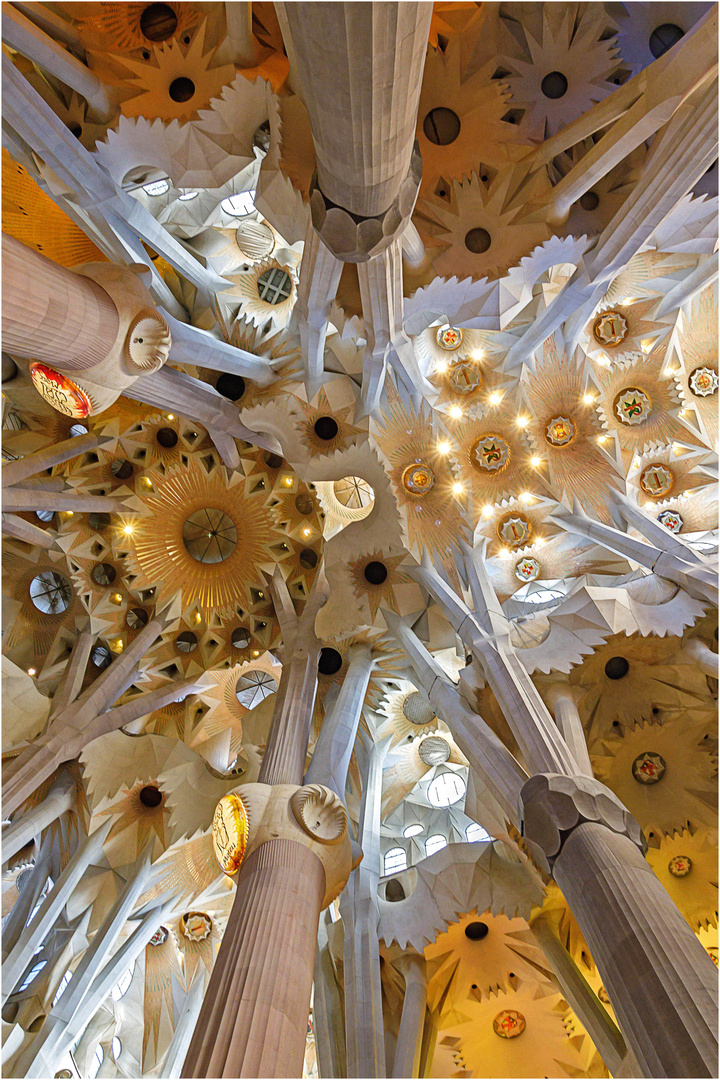 Barcelona - Sagrada Familia - Deckenansicht