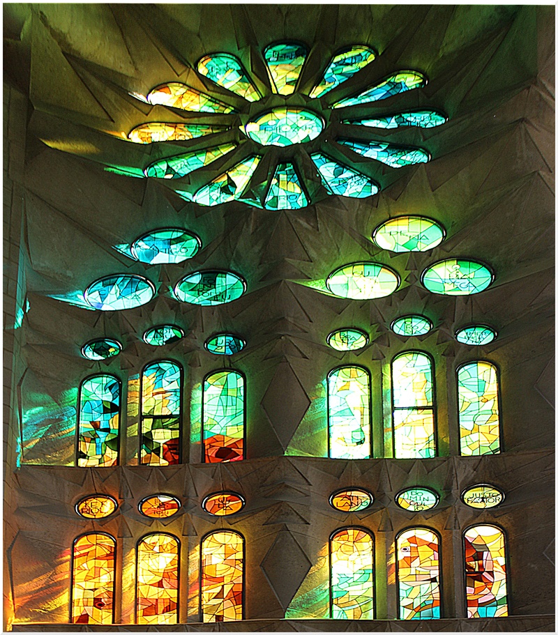 Barcelona - Sagrada Familia Kirchenfenster 4