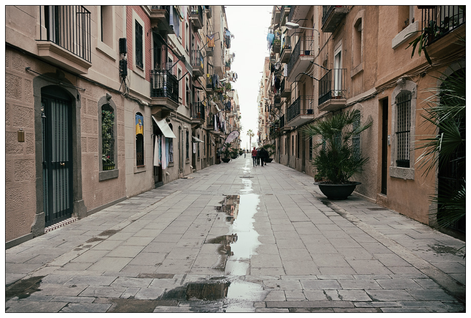 Check out groups in the barcelona area and give one a try. Barcelona Meer - Barcelona-Splitter (3) - zum Meer Foto & Bild | europe ...