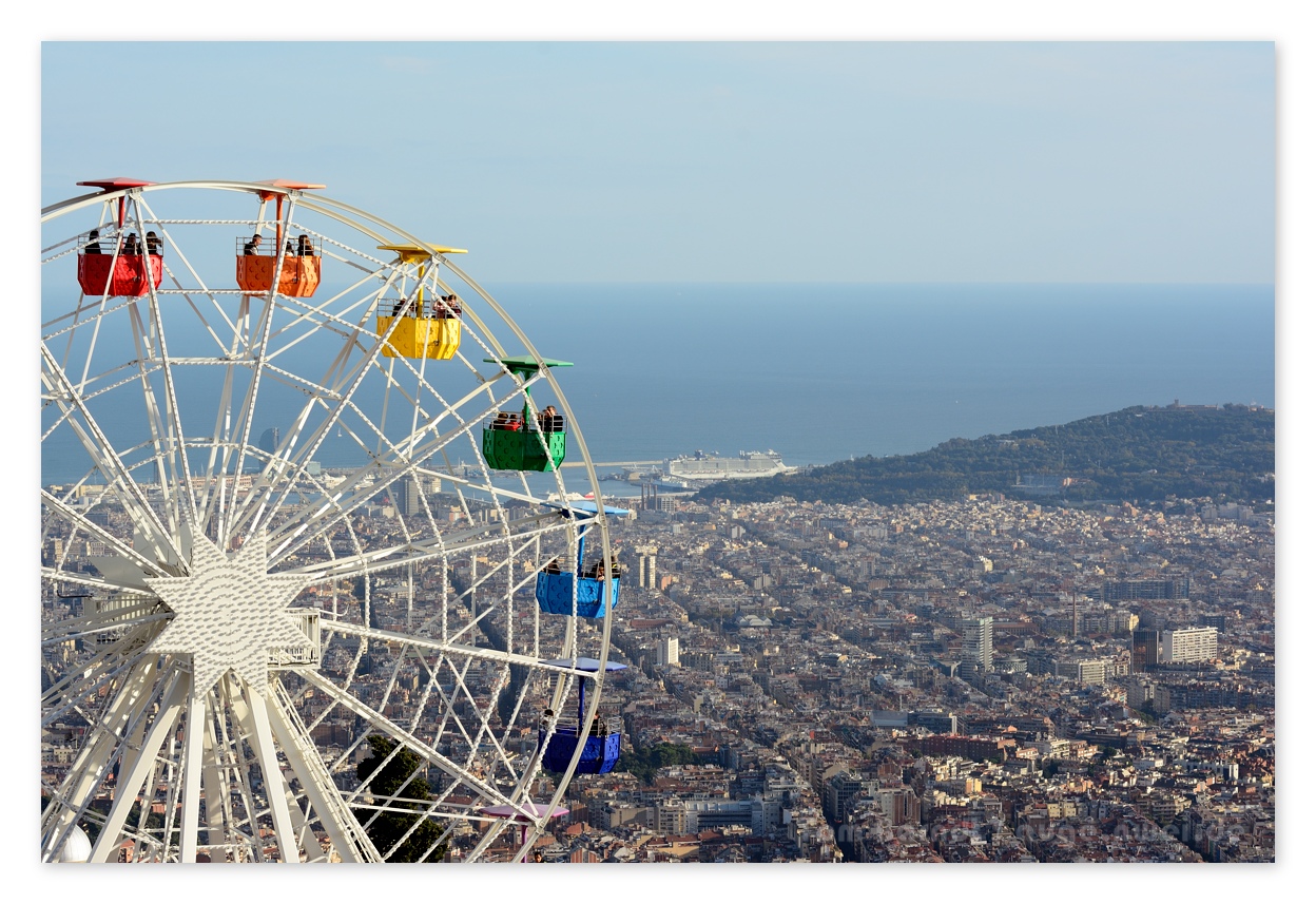 Barcelona vom Tibidabo aus gesehen