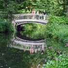 Barfuß im Park?