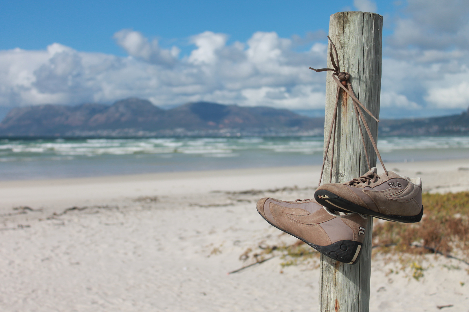 Barfuss in den Sand