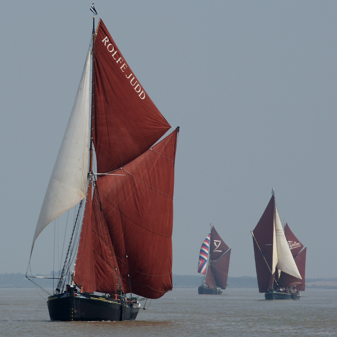 Barge Racing