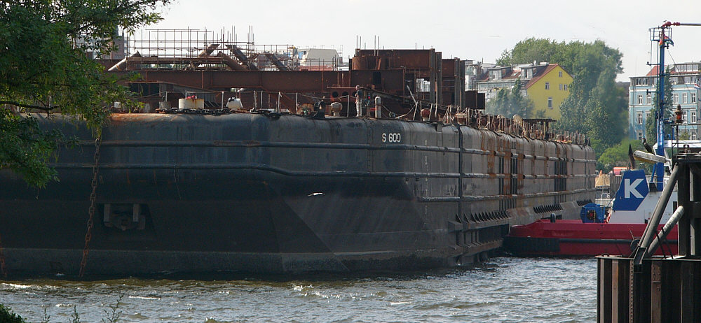 Barge S-600 - hochseetüchtiger Ponton