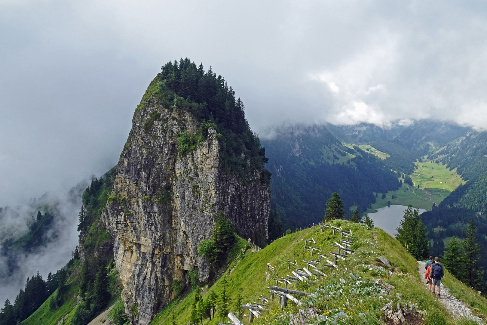 Baritsch 1592m und Sämtimersee