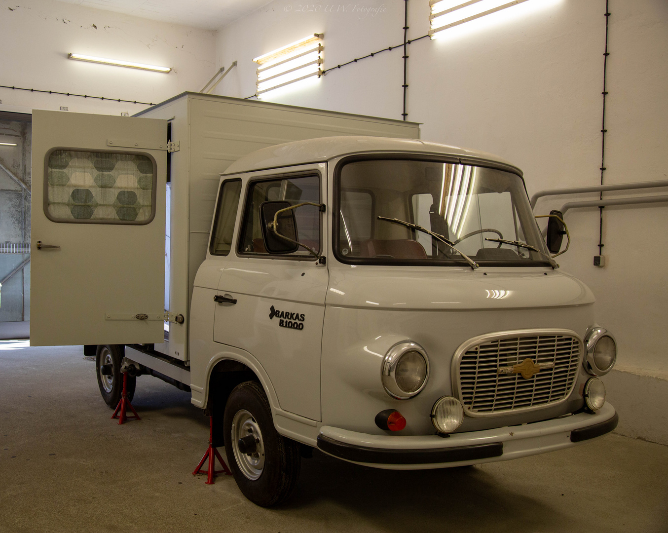 Barkas B1000