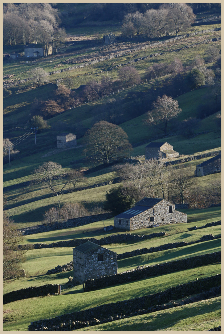 barns near low row 