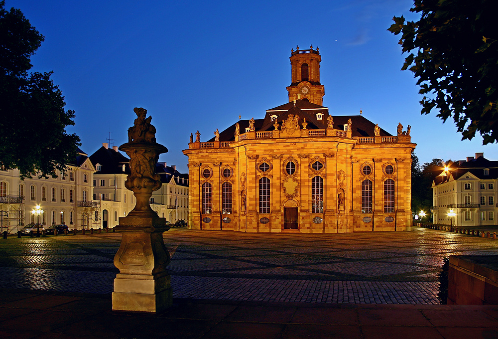 Barocke Ludwigskirche (Ostansicht schräg)