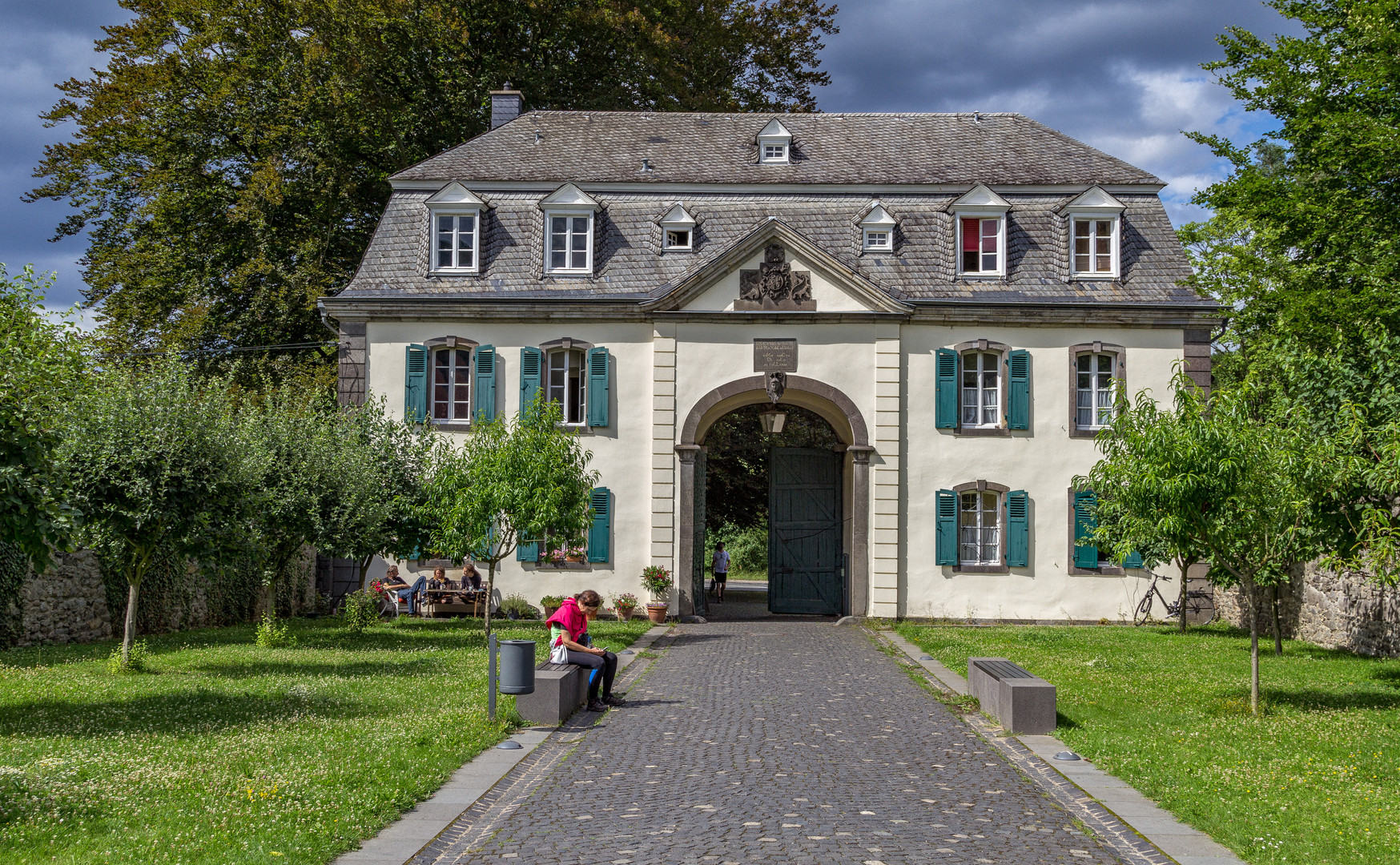  Barockes Eingangsgebäude zum Kloster Heisterbach