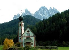 Barockkirche St. Johann (1744) in Ranui ...