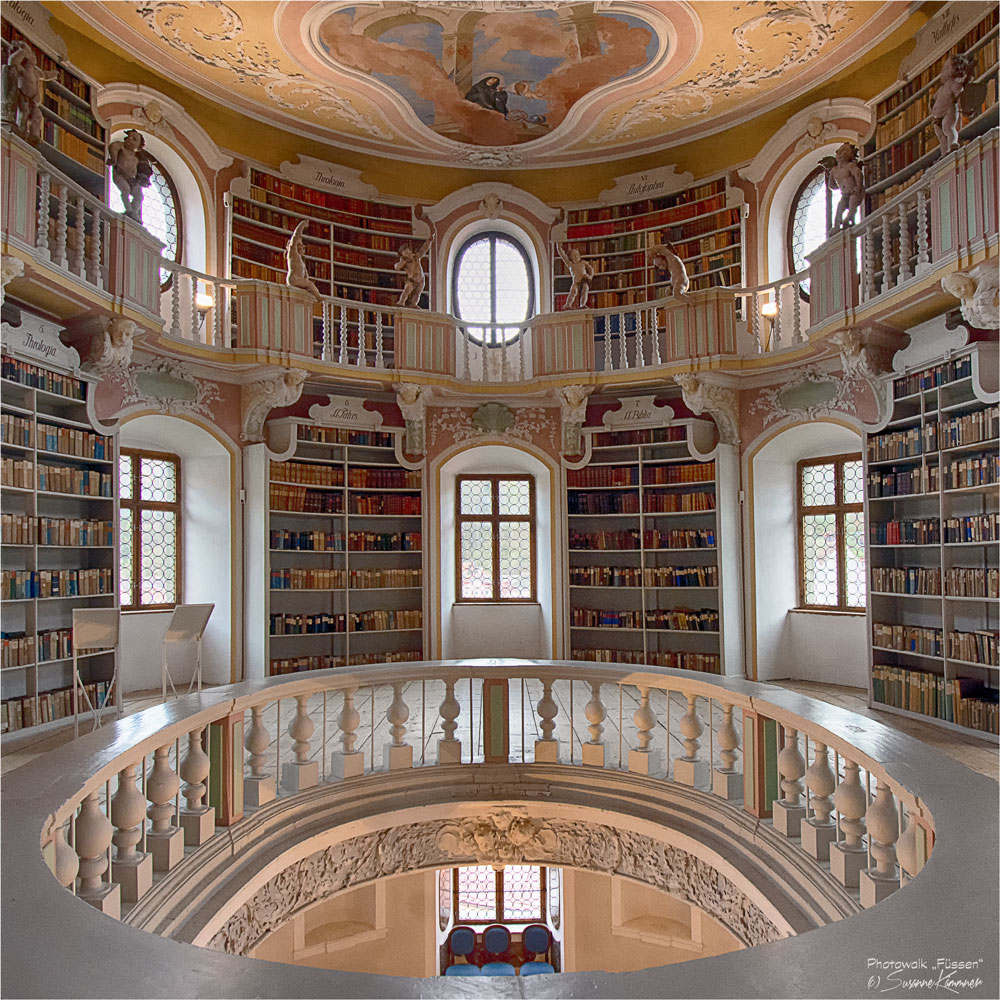 Barockkloster St. Mang -  Klosterbibliothek