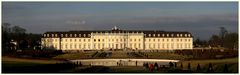 Barockschloss Ludwigsburg im letzten Sonnenlicht
