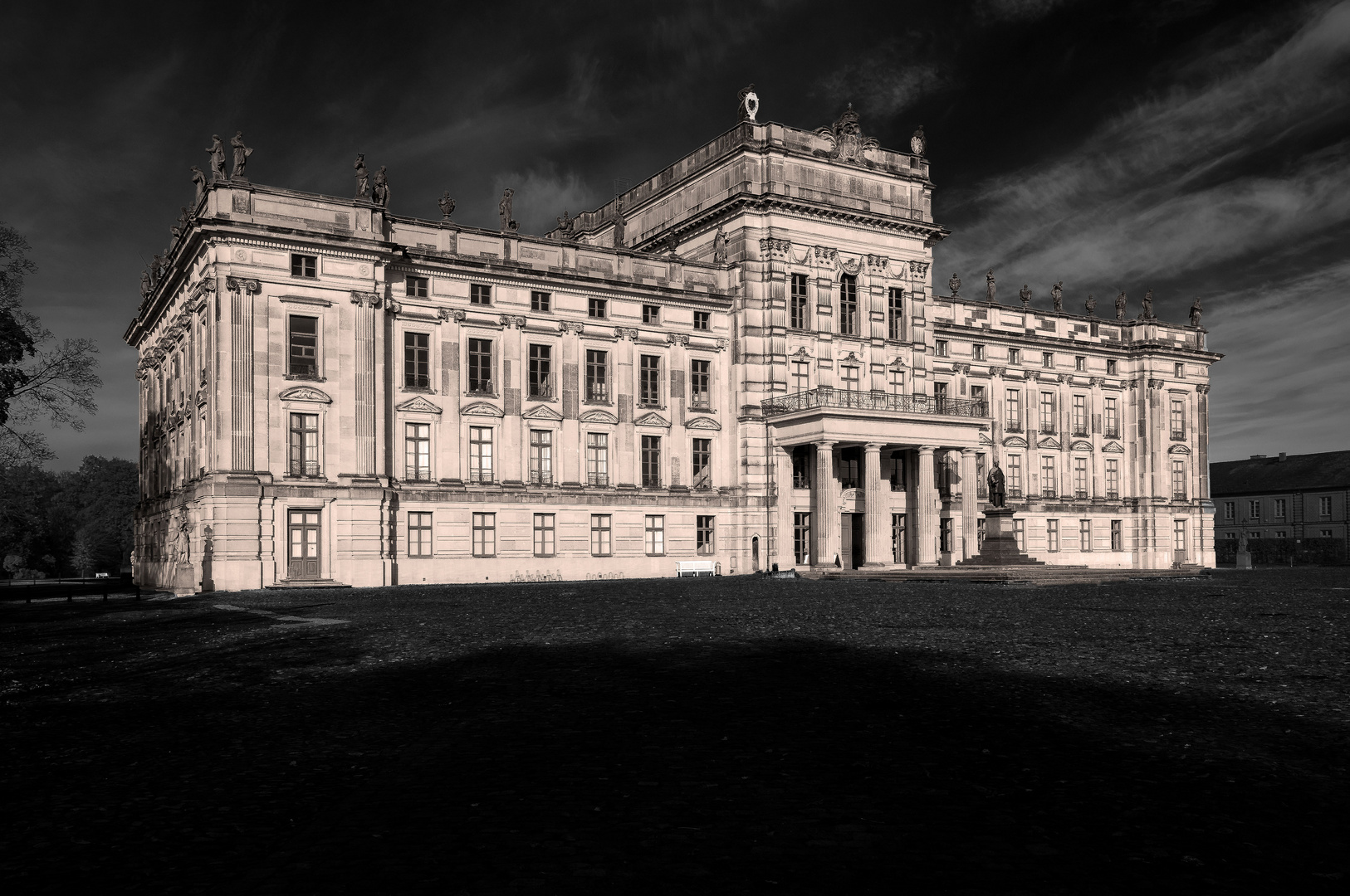 Barockschloss Ludwigslust und Schlosspark in Mecklenburg-Vorpommern. 