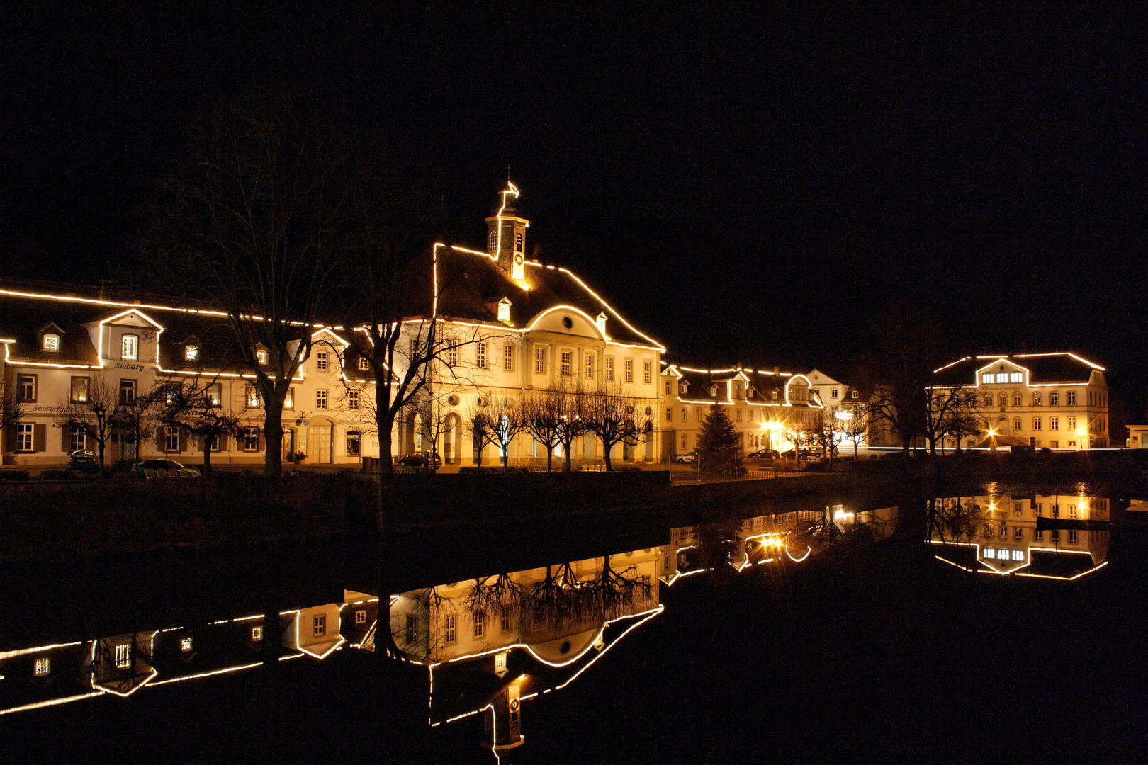 Barockstadt bei Nacht