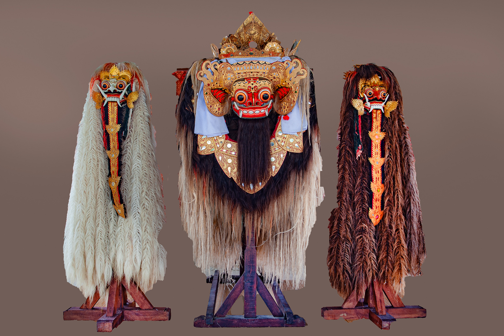 Barong between two witches