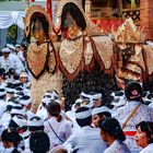 Barong going around inner area