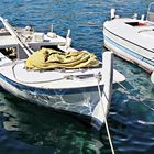 barque dans le port de Hvar