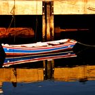 barquita en el muelle