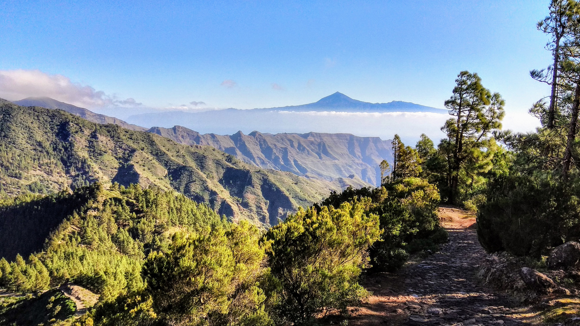 Barranco de Las Lajas mit Teideblick - La Gomera