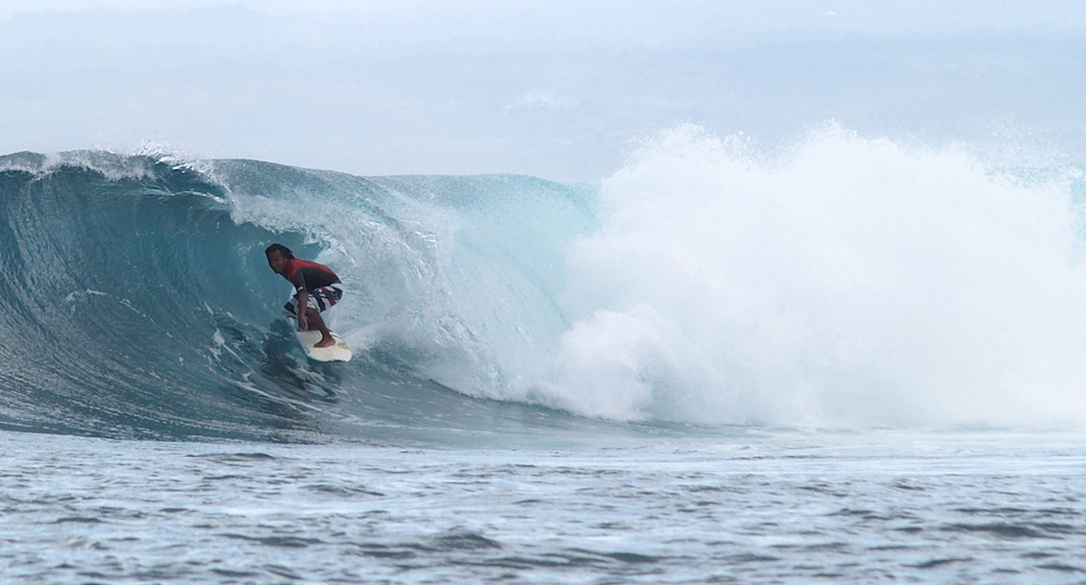 barrel lembongan lacerations