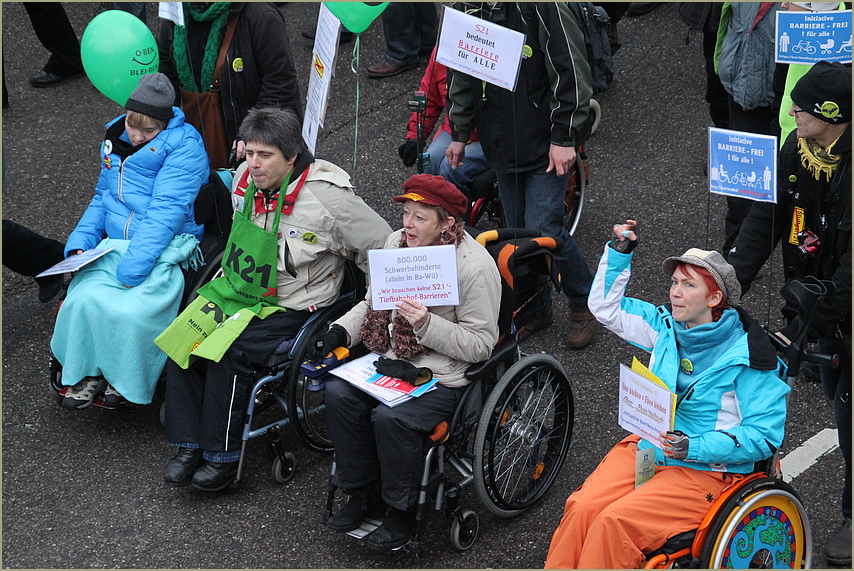 BARRIEREFREI  Stuttgart Demo 11.12.10