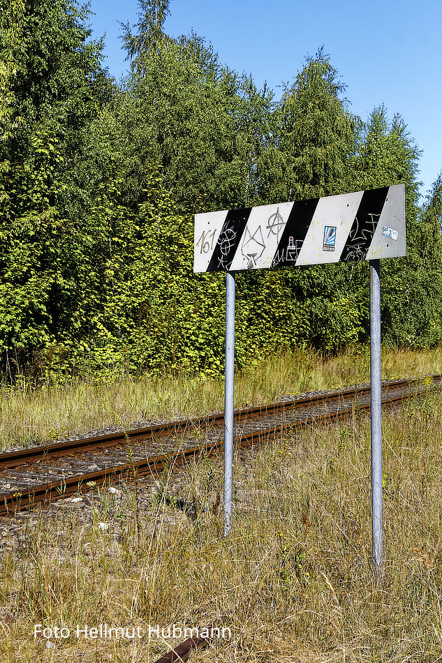 BARTH. DEUTSCHE AUTO-VERKEHRSMINISTER ERMÖGLICHTEN DIESES SPARSAME ZEICHEN.